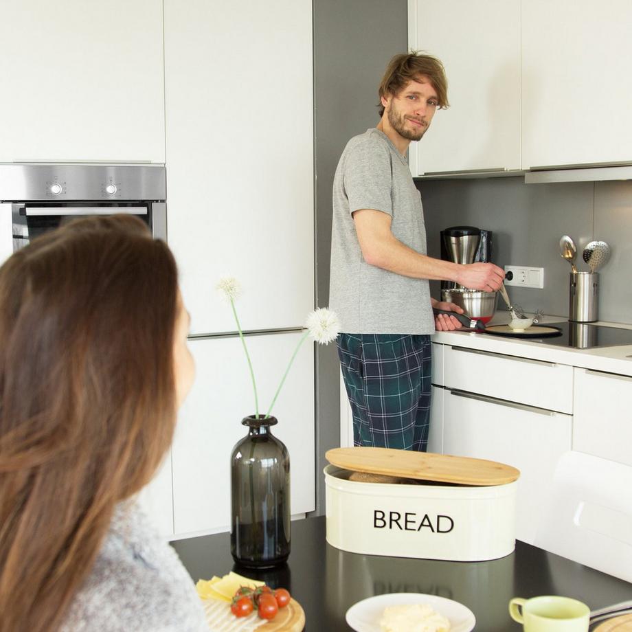 B2X  Crêpe-Pfanne mit Zubehör 