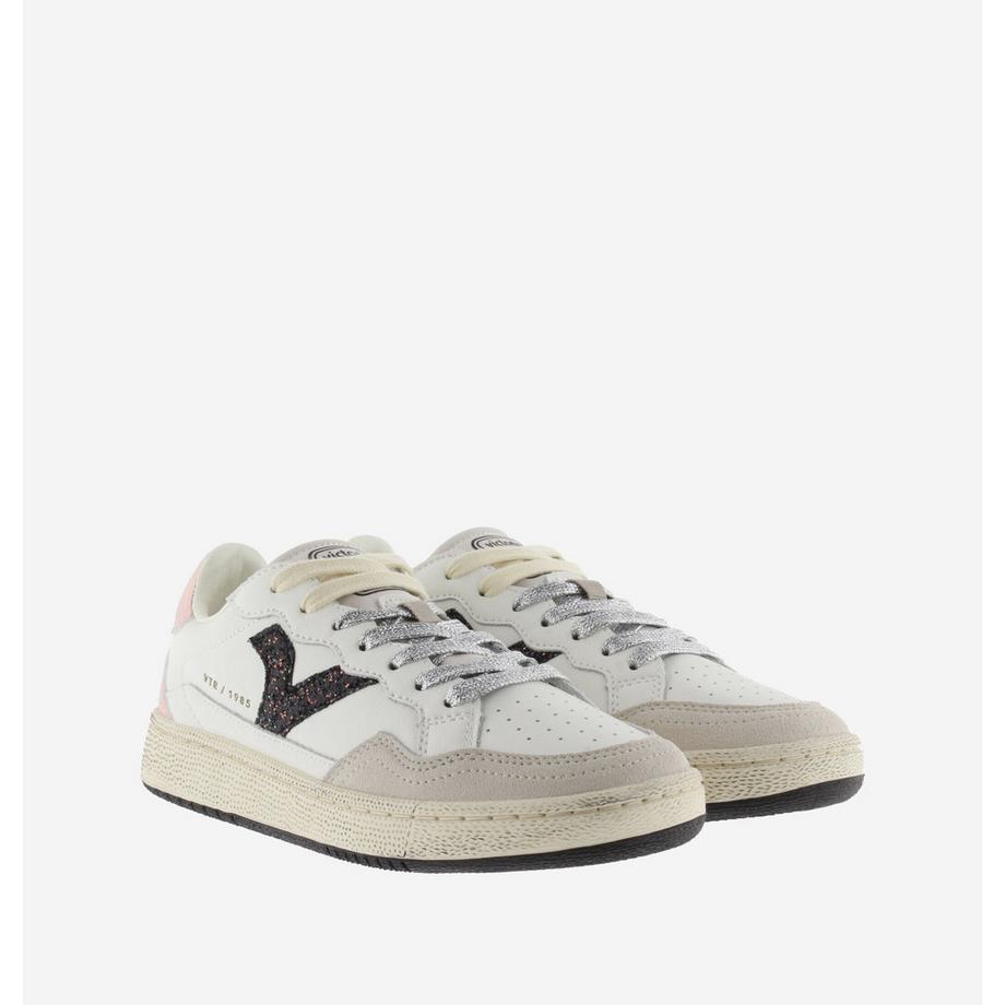 Victoria  glitzer-sneaker für en smash 