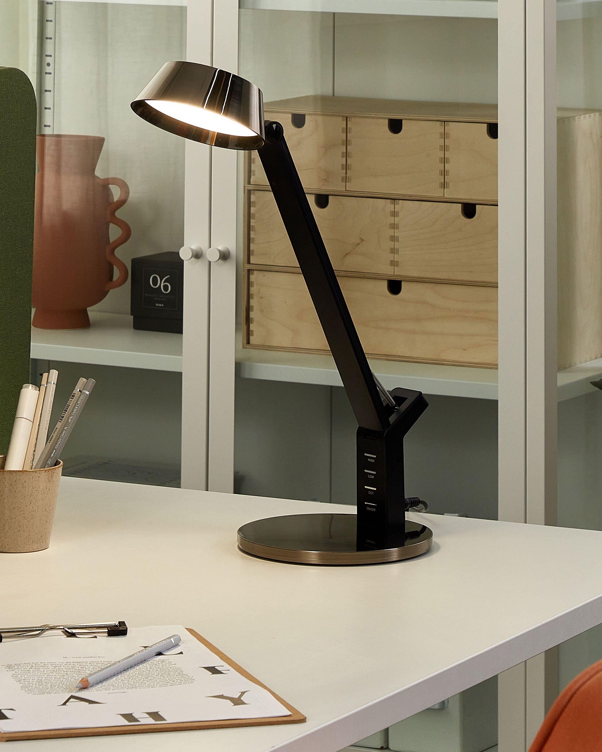 Beliani Lampe de bureau en Acier Moderne CHAMAELEON  