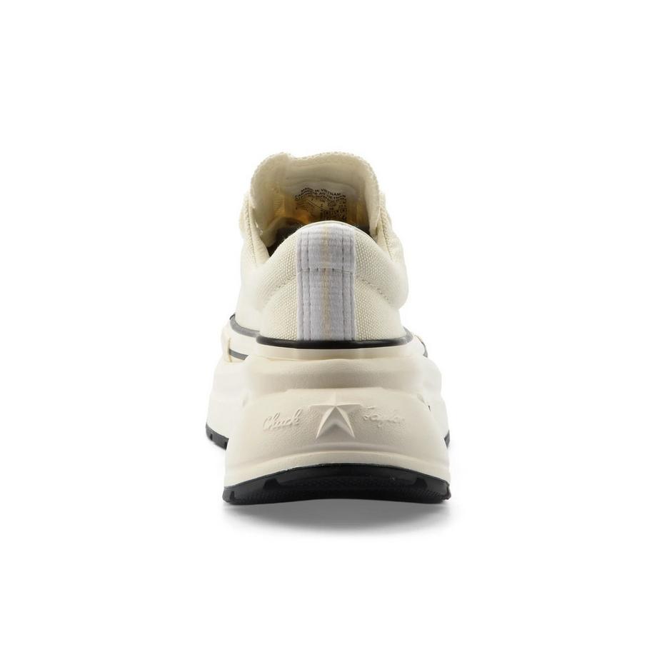CONVERSE Run Star Crush Sneaker in Tela  