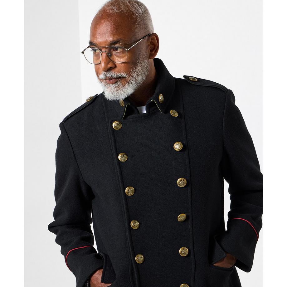 Joe Browns Mantel im Military Stil  