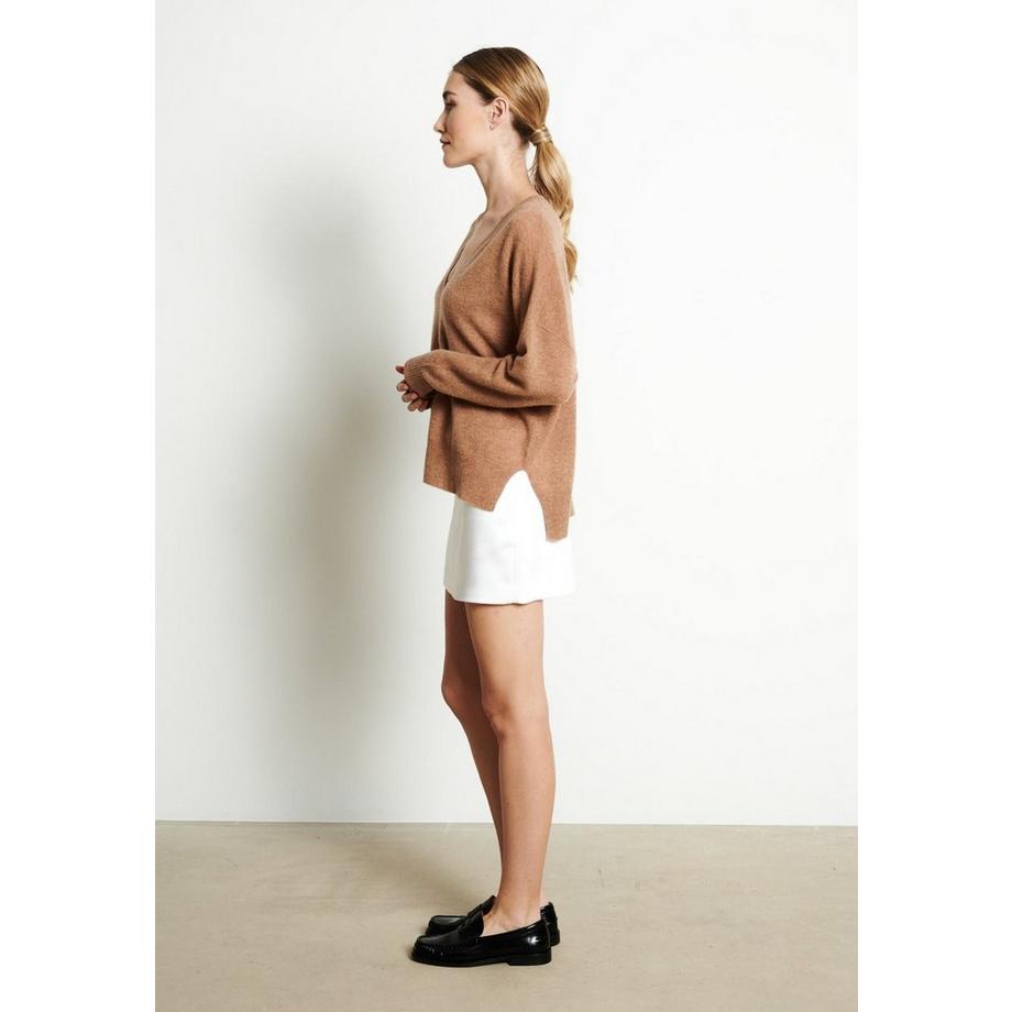Studio Cashmere8 RIA 3 Pull oversize col V profond  