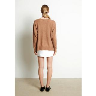 Studio Cashmere8  RIA 3 Maglia oversize con profondo scollo a V - 100% cashmere 