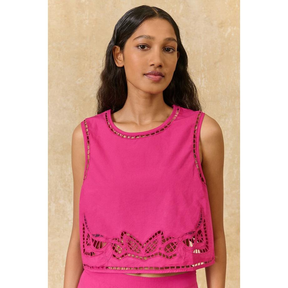Ärmellose kurze Bluse mit Stickereien