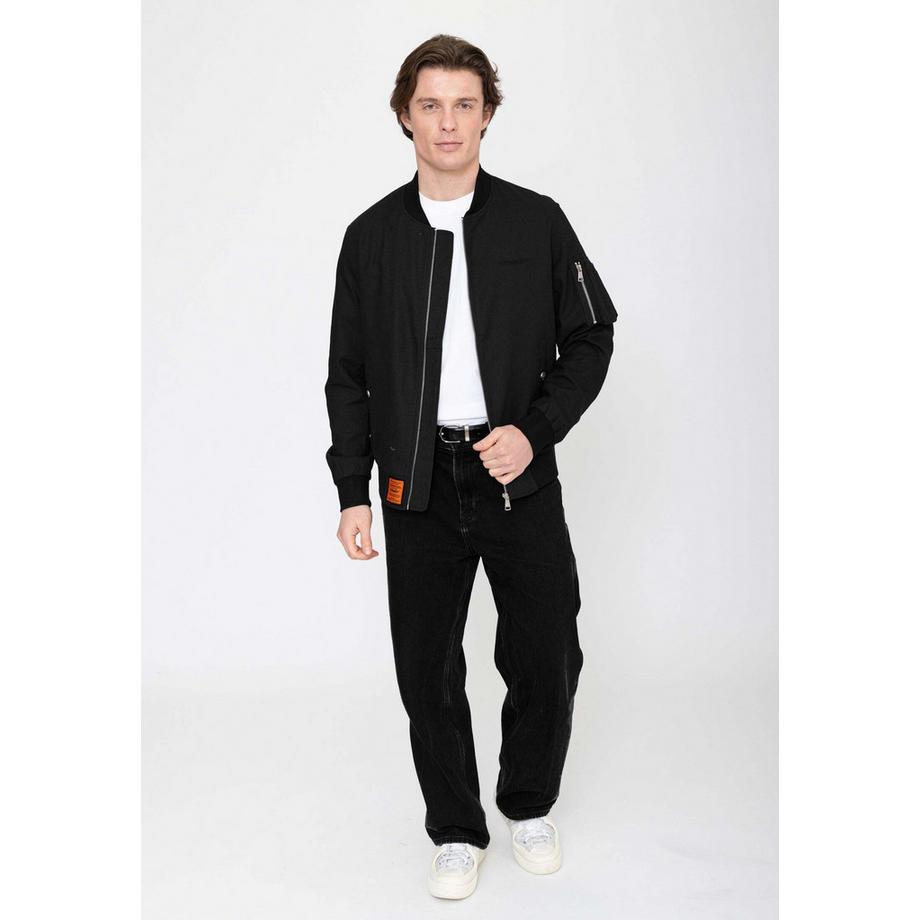 Bomber Millem-M  