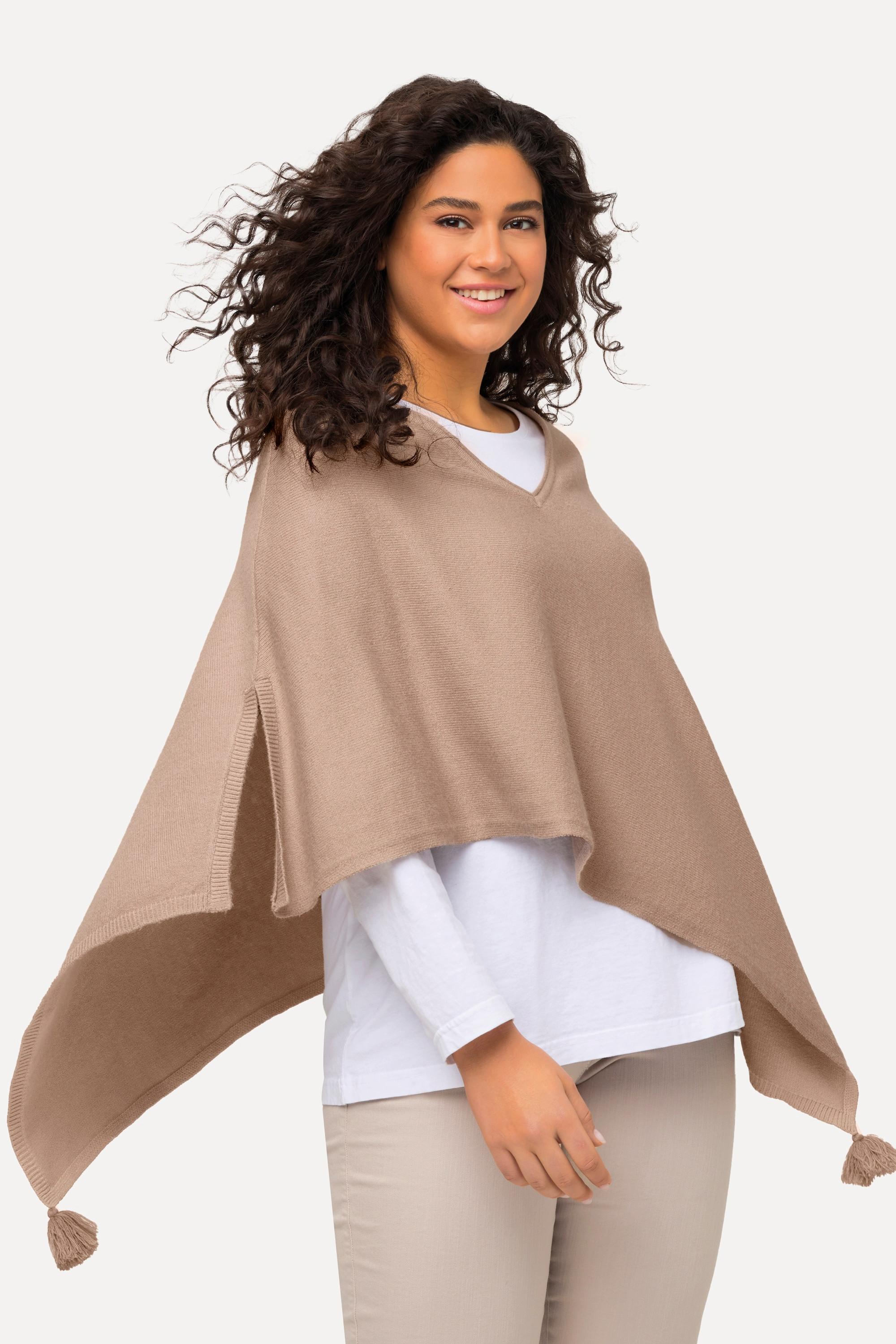 Ulla Popken  Poncho en maille, finition en pointe, pompon, col en V, sans manches 