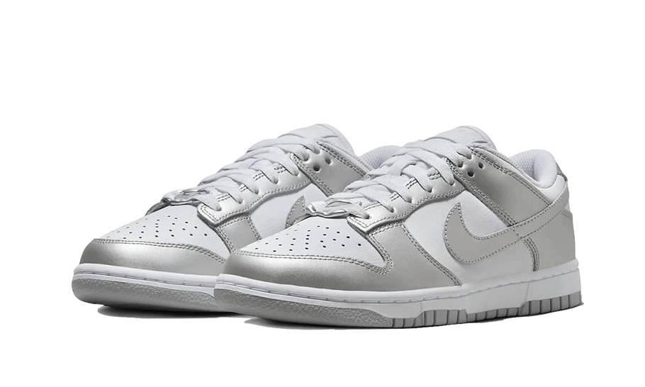 NIKE  Dunk Low Metallic Silver 