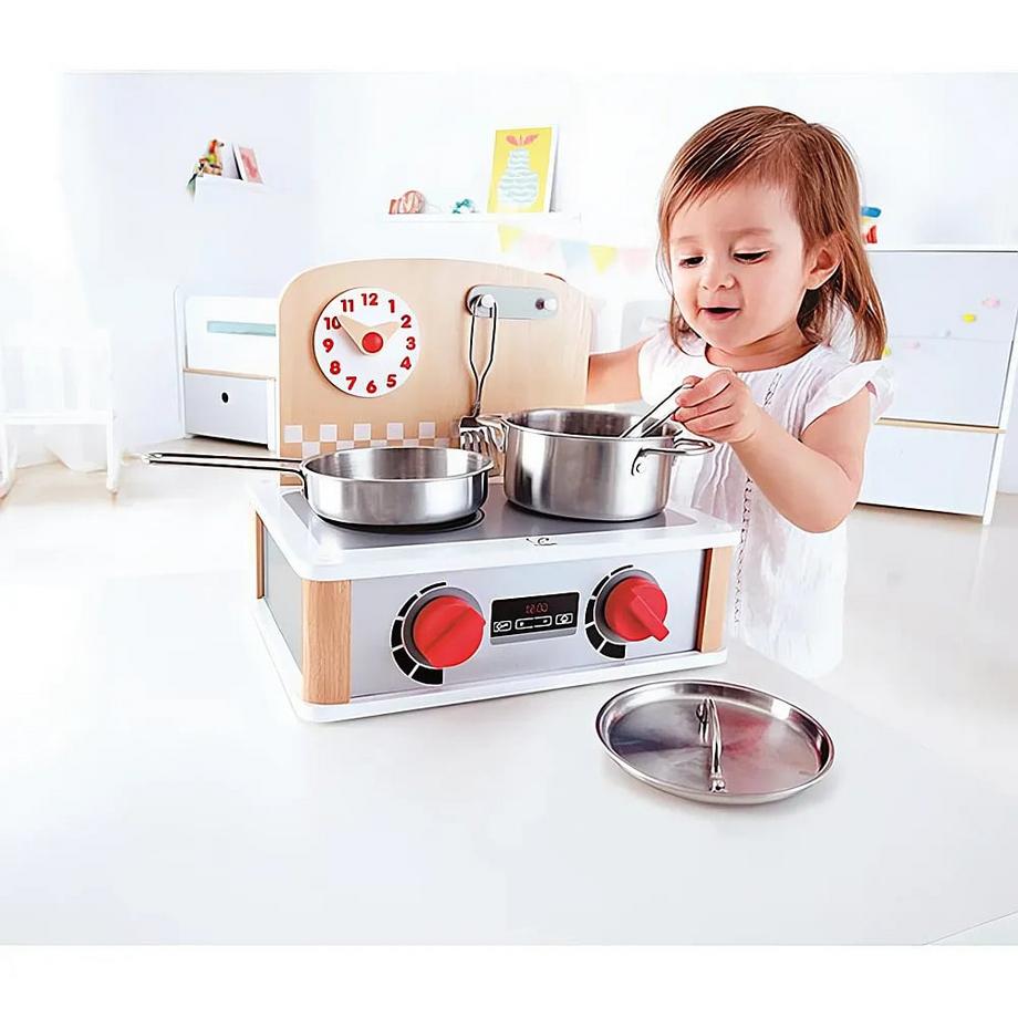 Hape  Rollenspiele 2-in-1 Spielküche & Grill Set 