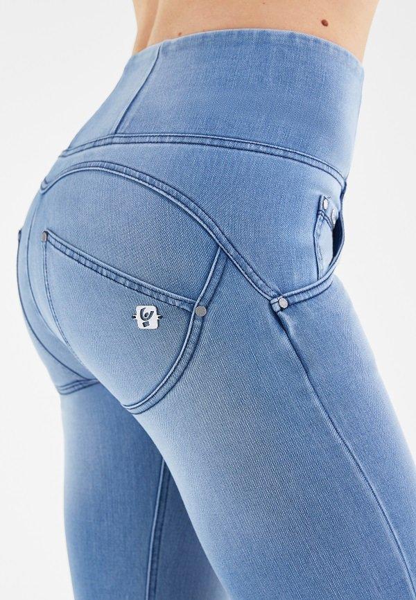 FREDDY  WR.UP® Push-up-Jeans in 7/8-Länge mit Flared-Saum und Raw-Edge-Effekt 