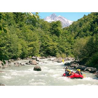 Smartbox  Discesa in rafting sulla Lütschine per 2 persone - Cofanetto regalo 