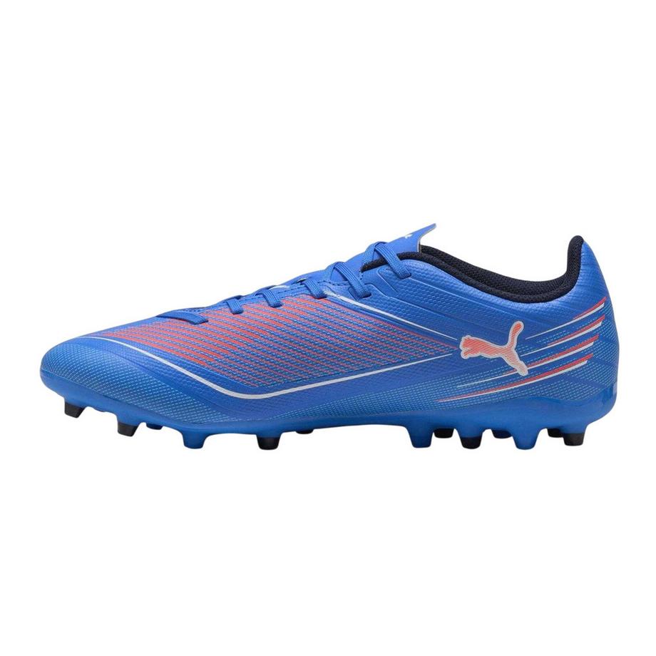 PUMA Chaussures de foot Ultra 6 Play pour terrain ferme  