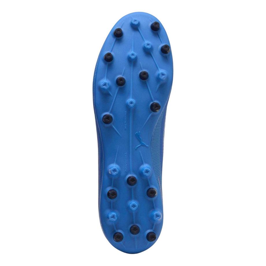 PUMA Chaussures de foot Ultra 6 Play pour terrain ferme  