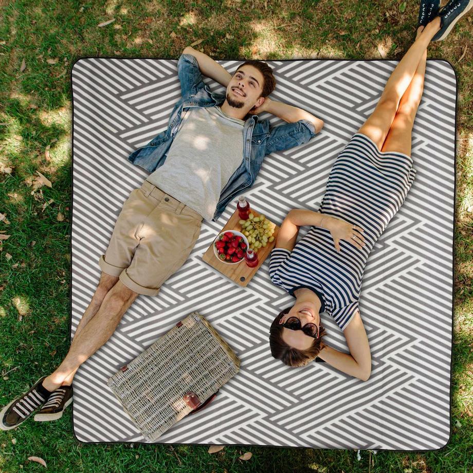 B2X  Coperta da picnic 200 x 200 cm a righe 