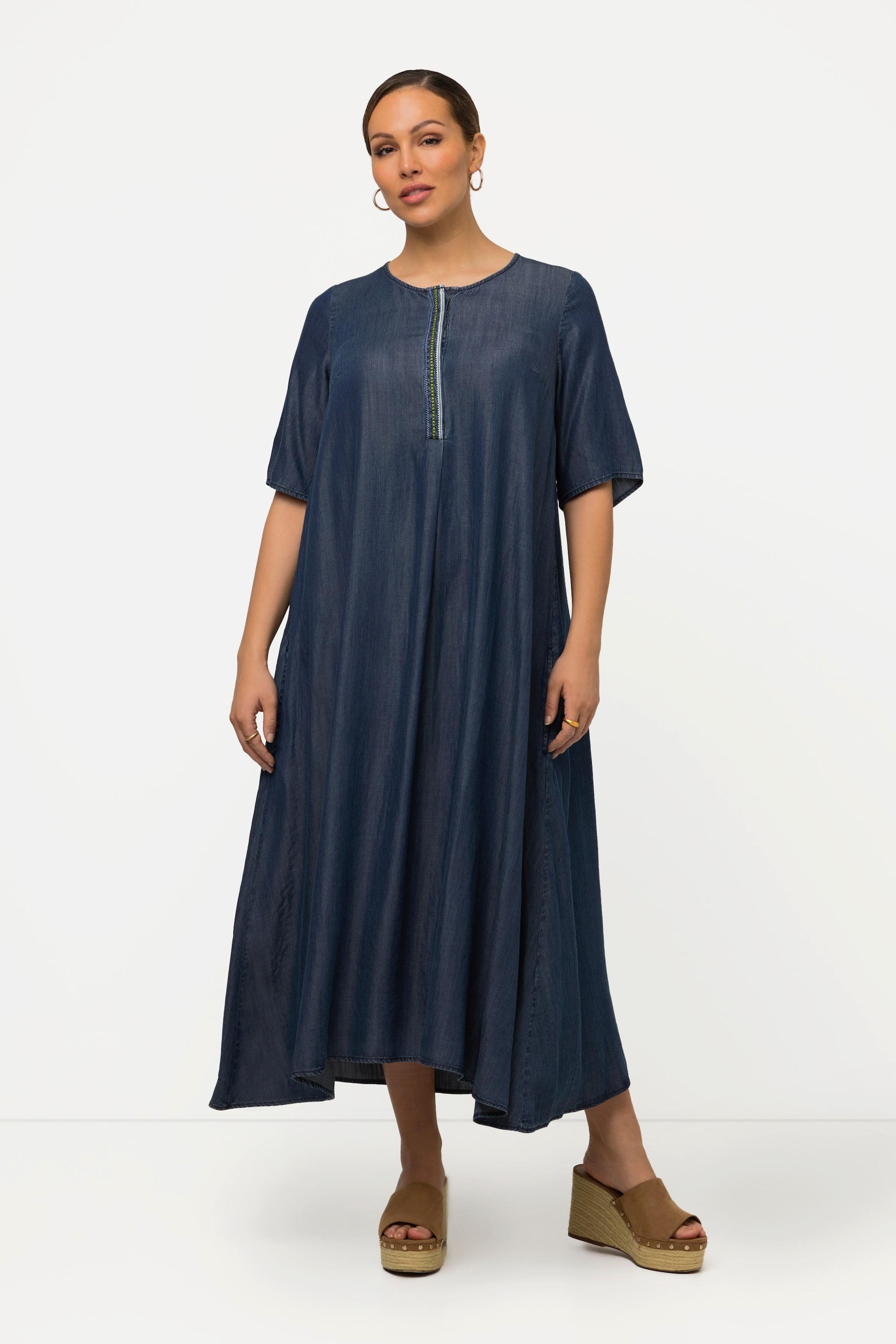 Ulla Popken  Robe trapèze en Lyocell, col rond et manches courtes, broderie 