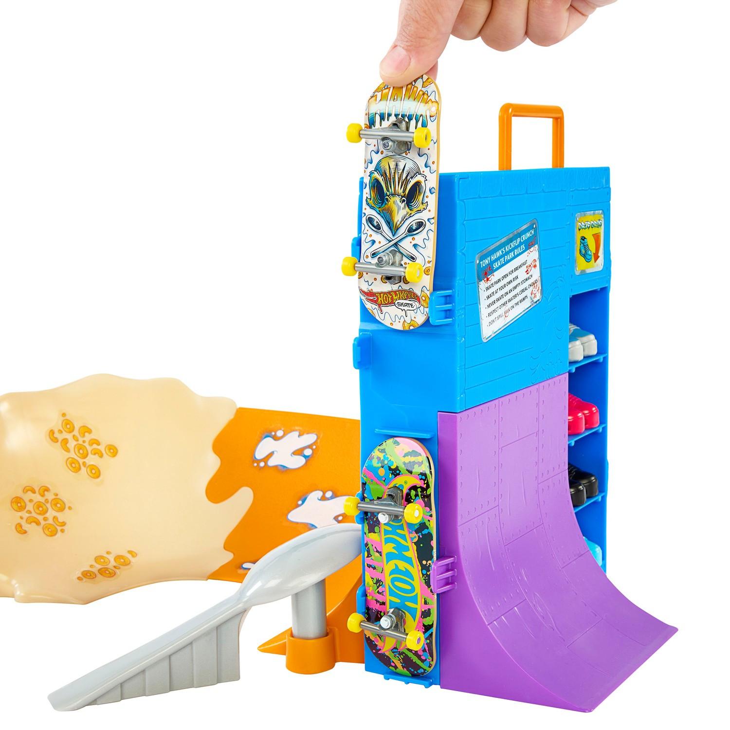 Mattel  Skate Tony Hawk Cereal Skate Bowl 