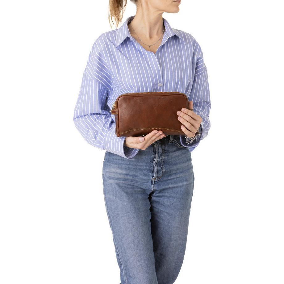 Viola Castellani Pochette  