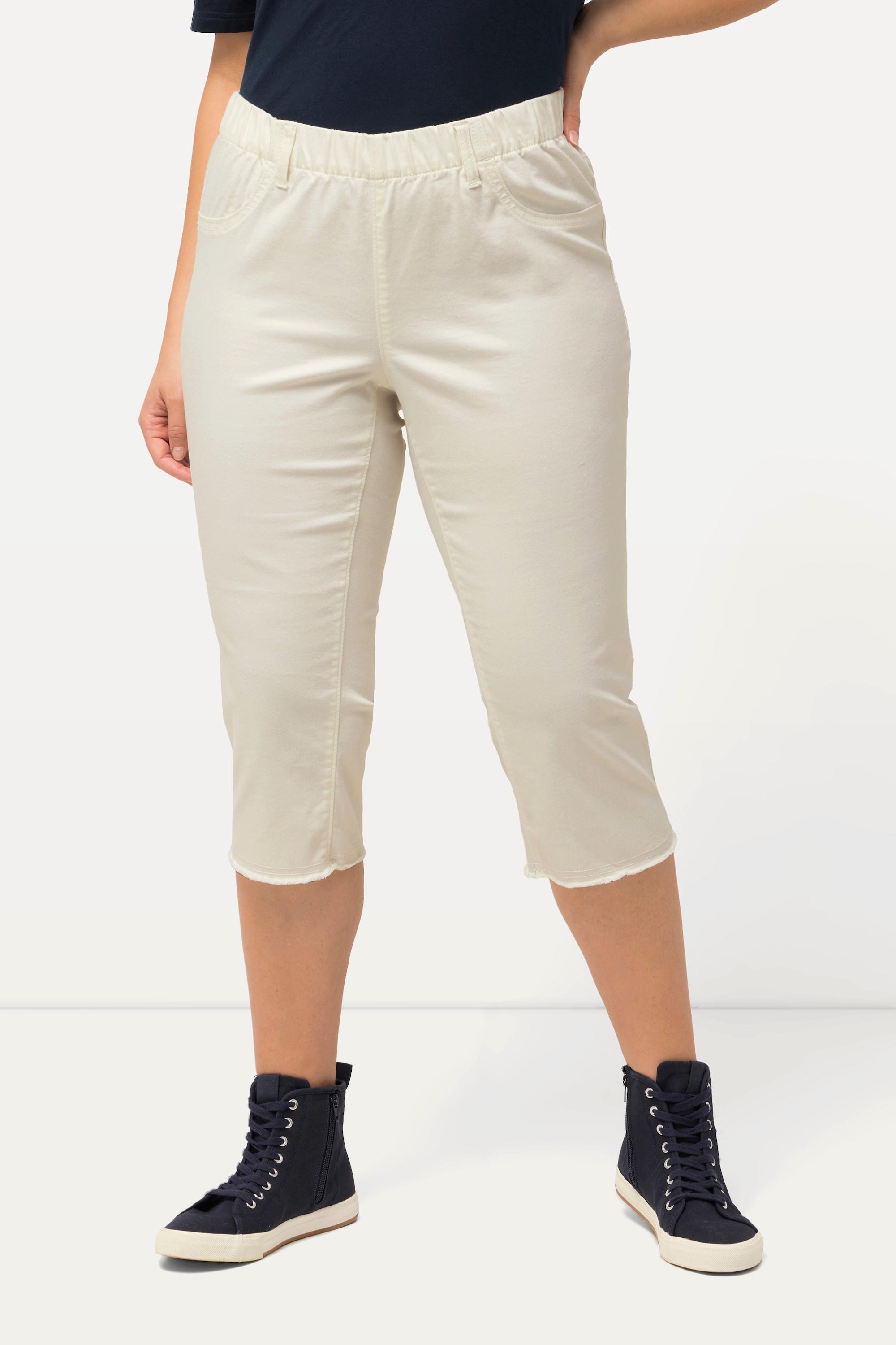 Ulla Popken  Pantaloni Capri a 7/8 modello Sienna in tessuto elasticizzato con orli sfrangiati e taglio della gamba aderente 