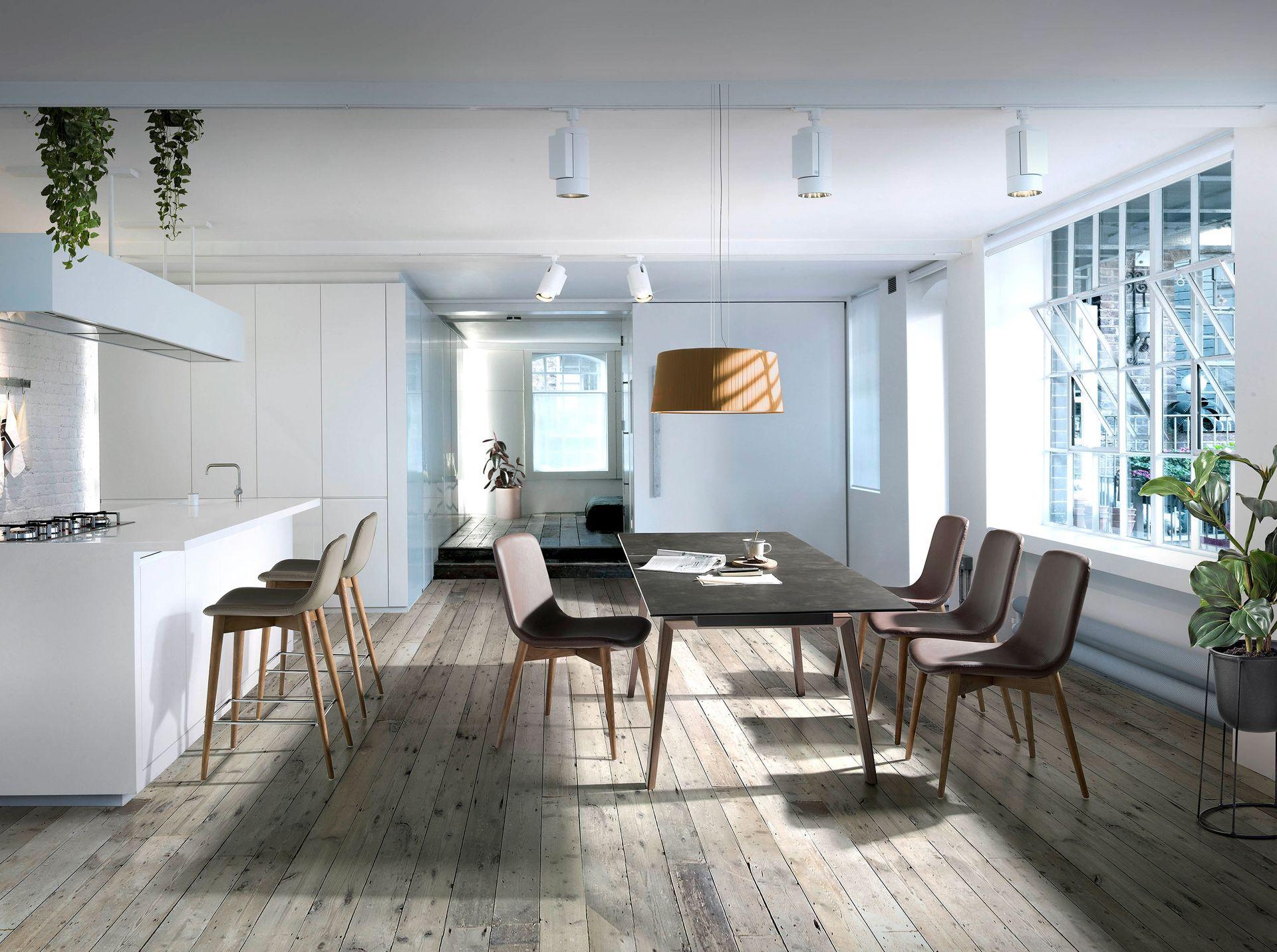 ANGEL CERDA Tavolo da pranzo allungabile rettangolare marmo porcellanato e noce  