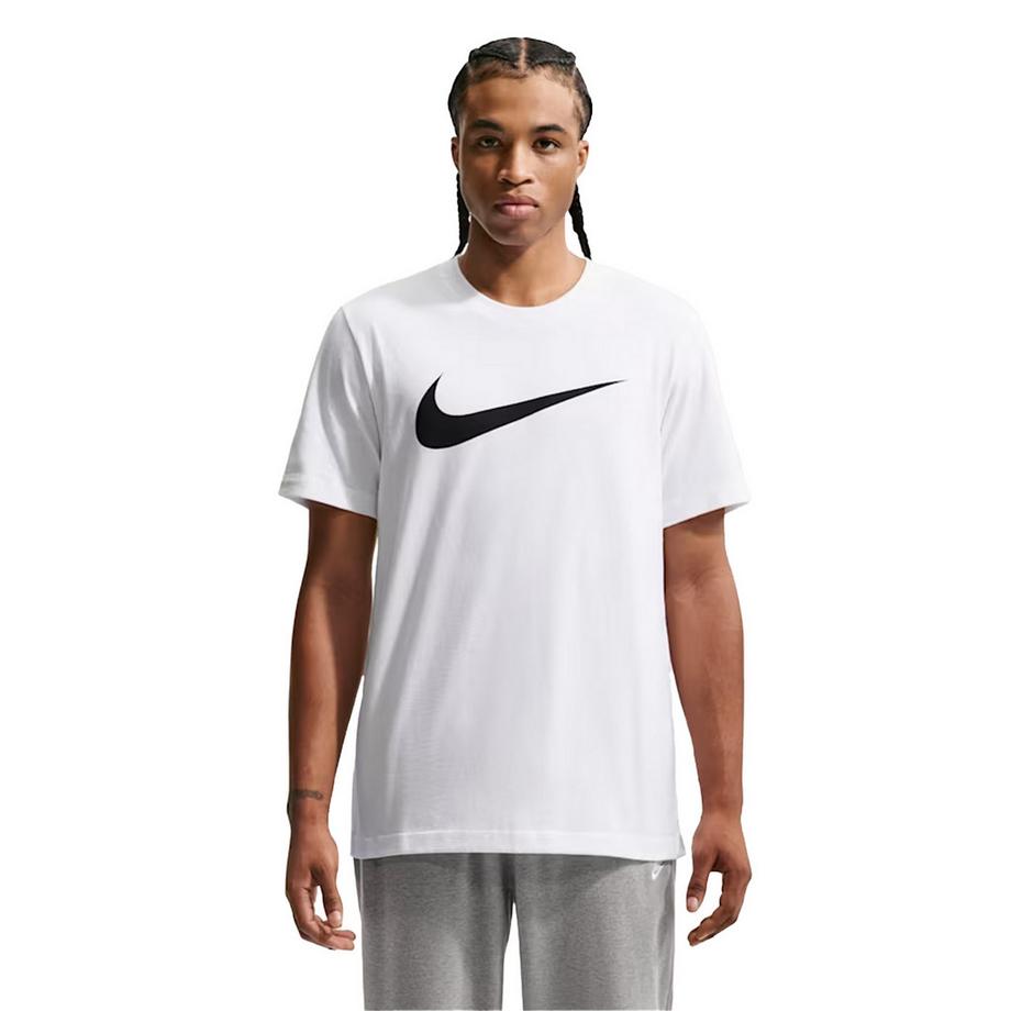 NIKE  Sportswear Club T-Shirt 