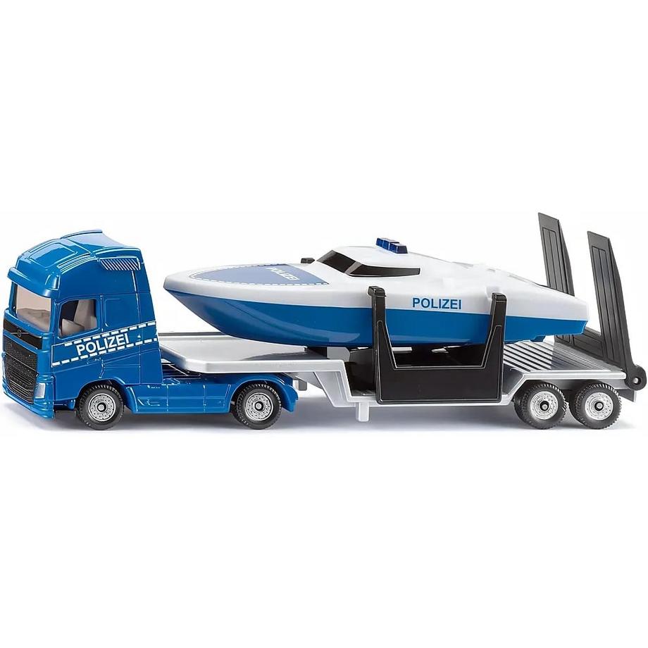 Volvo LKW mit Boot