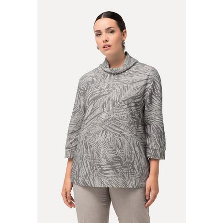 Ulla Popken  Sweat-shirt imprimé plumes. Coupe Boxy Fit. Manches 3/4 et col montant. 