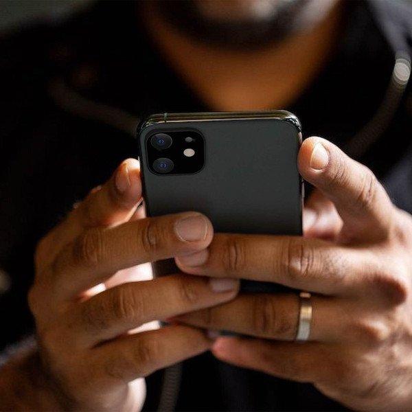 Avizar  Verre Caméra Arrière iPhone 11 Noir 