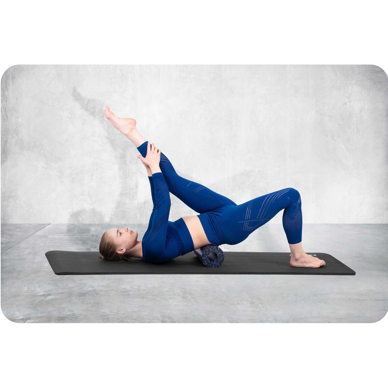 B2X  Rullo per esercizi 33x14 cm NS-954 nero e blu 