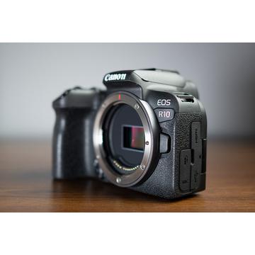 Corps Canon EOS R10 (bo?te de kit)