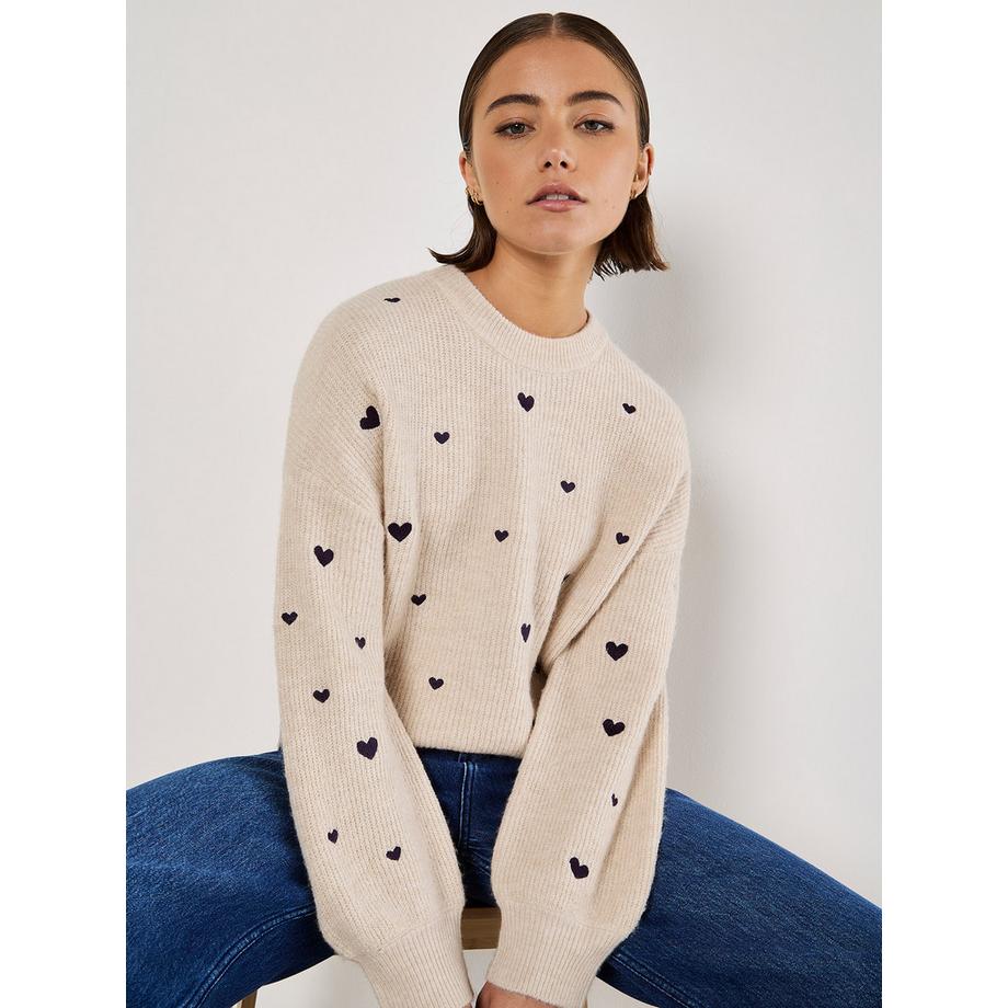 Bestickter Pullover mit Herz