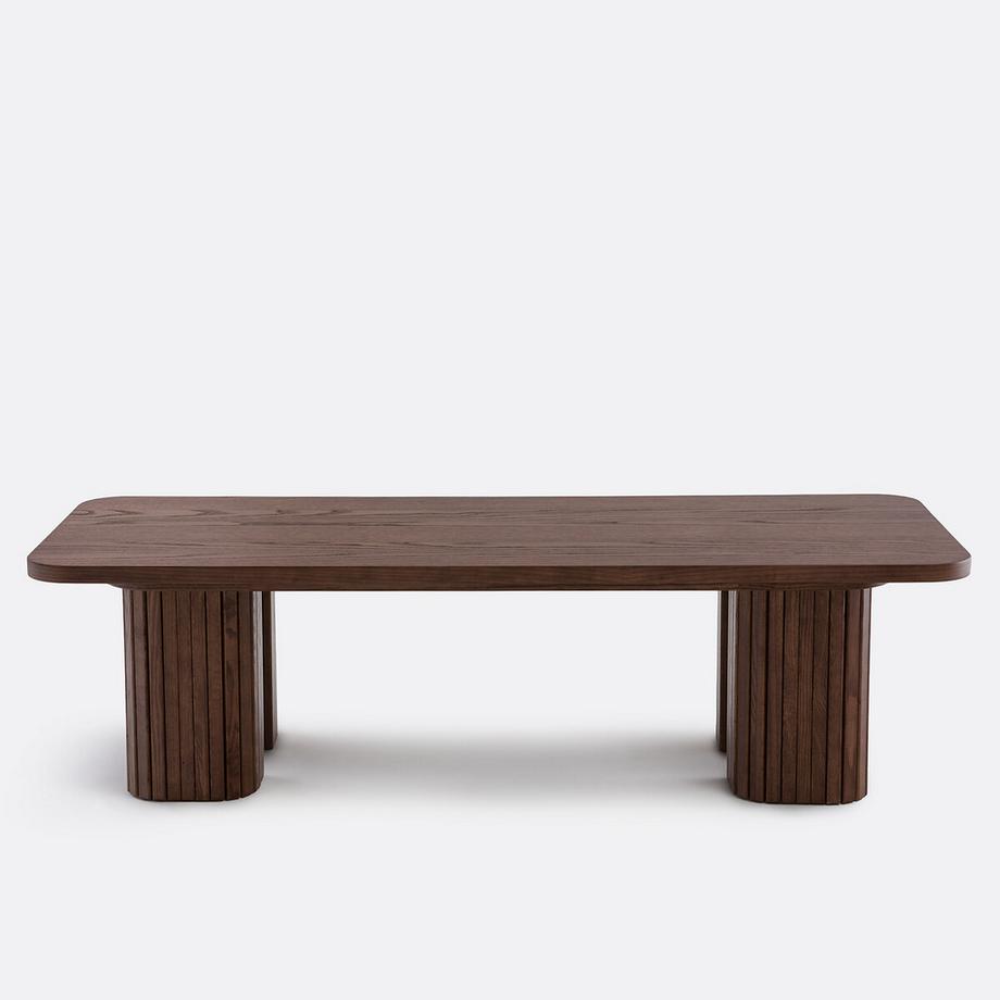 Couchtisch mit Eschenfurnier