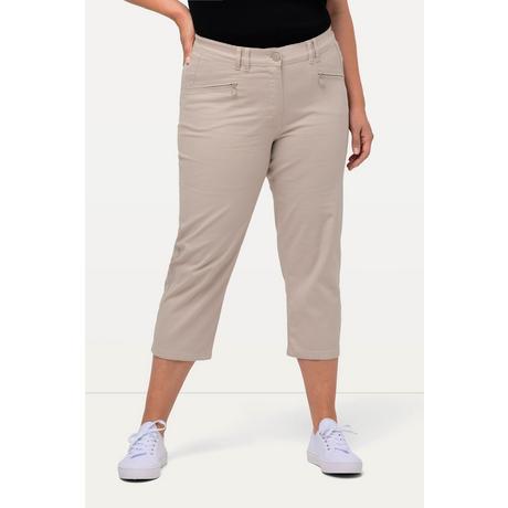 Ulla Popken  Pantalon Mony, longueur au mollet. Poches zippées et tissu stretch 