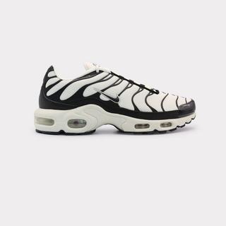 NIKE  Air Max Plus - Panda 