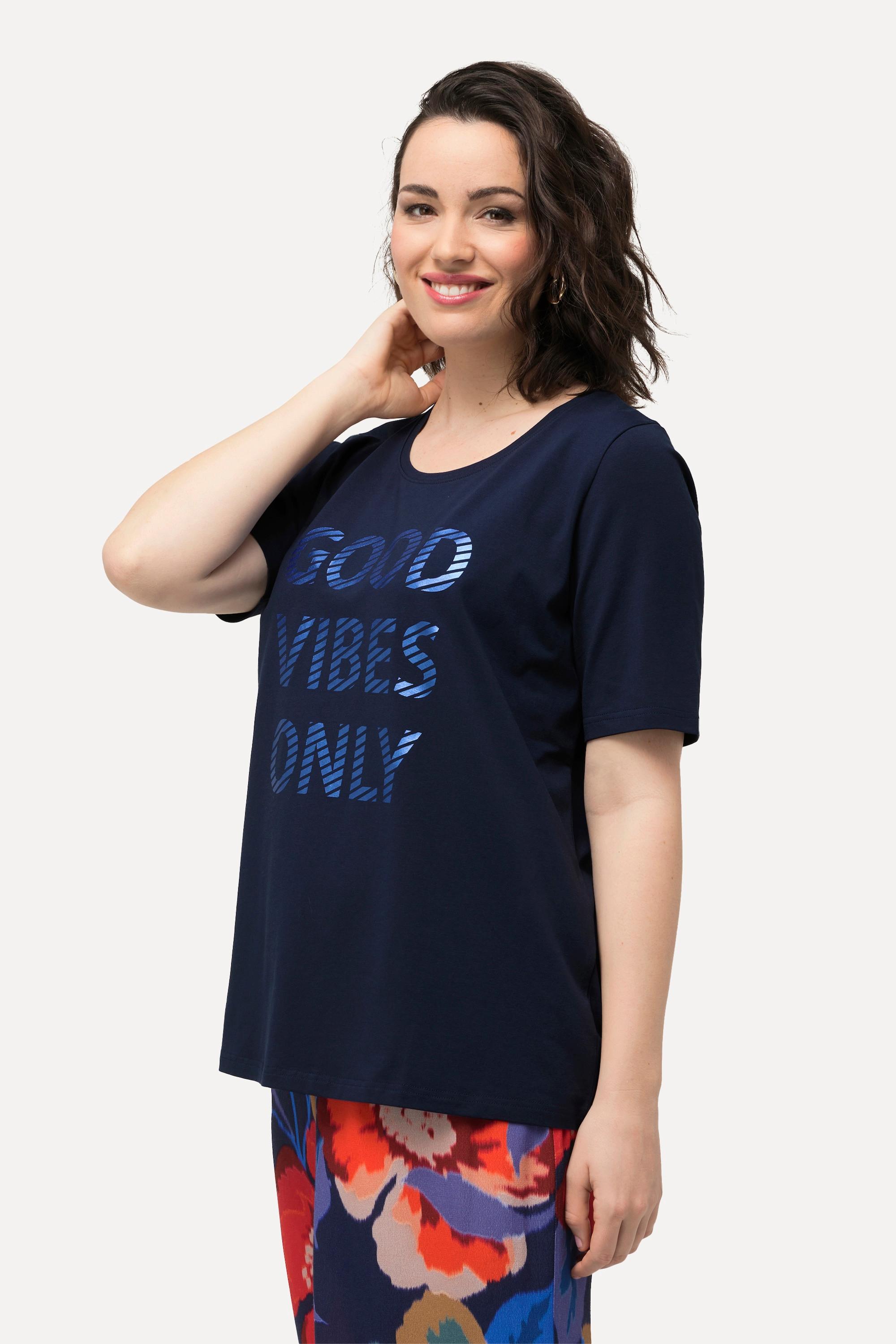 Ulla Popken  T-shirt con mezze maniche, scollo a girocollo e "Good Vibes Only" 