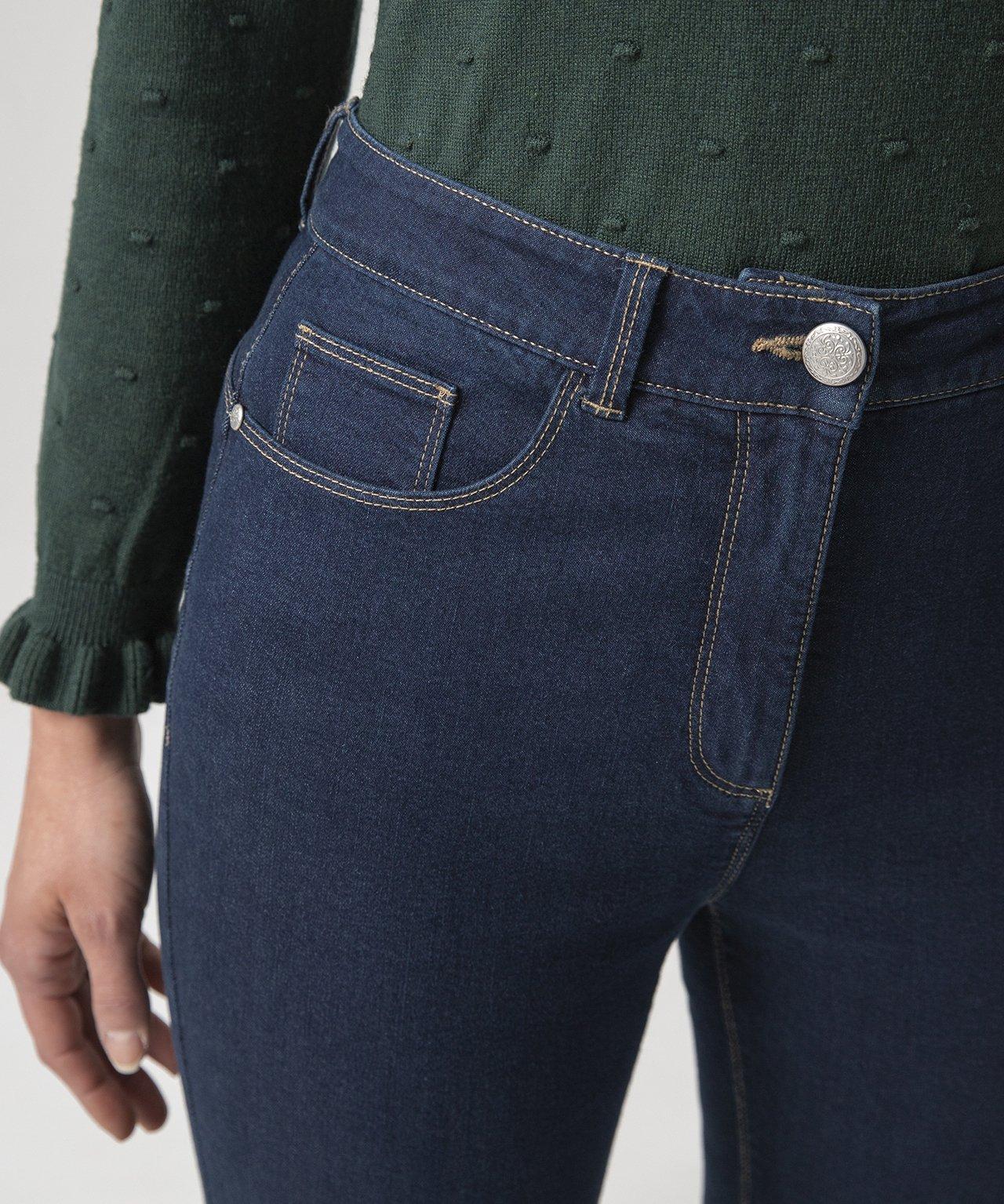 Damart  Jean taille haute Perfect Fit by  2 statures. 