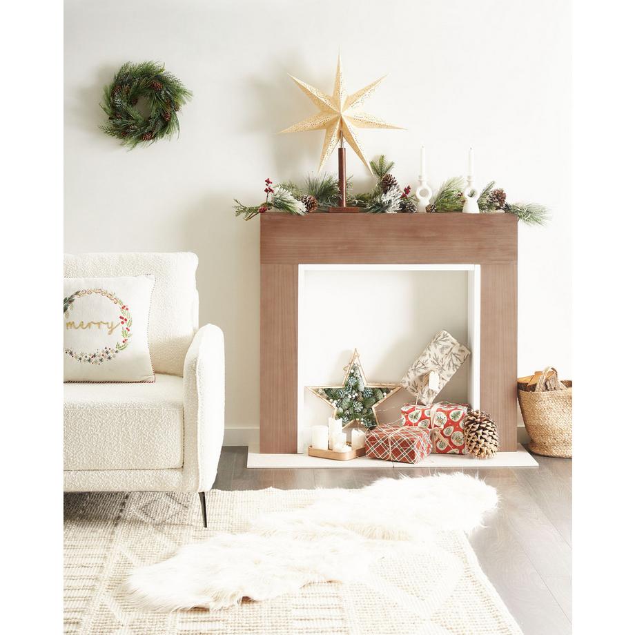 Beliani Kaminumrandung aus MDF-Platte Modern BOYANUP  