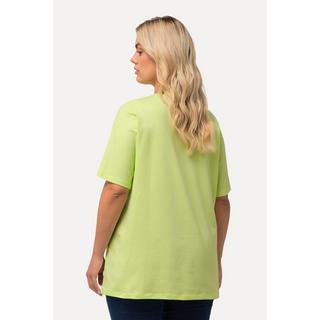 Ulla Popken  T-shirt dal taglio svasato con scollo a V e mezze maniche 