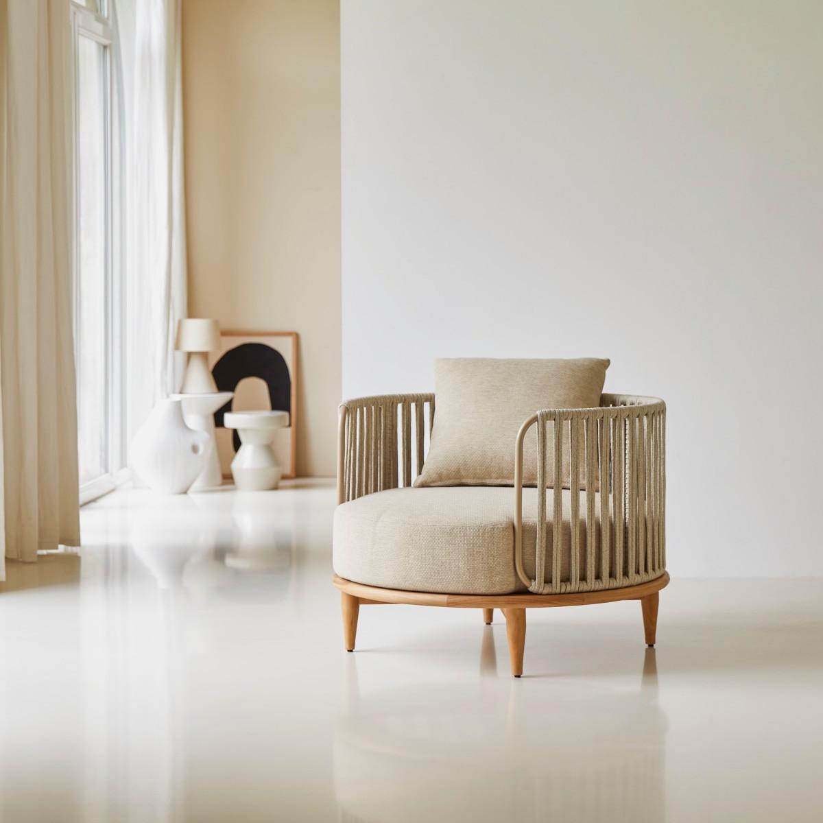 Tikamoon Fauteuil en teck massif et tissu Ezra  