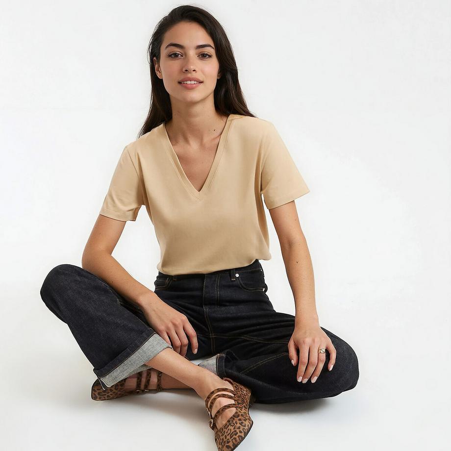 T-Shirt mit V-Ausschnitt