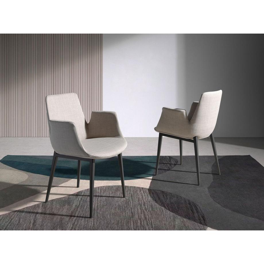 ANGEL CERDA Chaise en tissu gris  