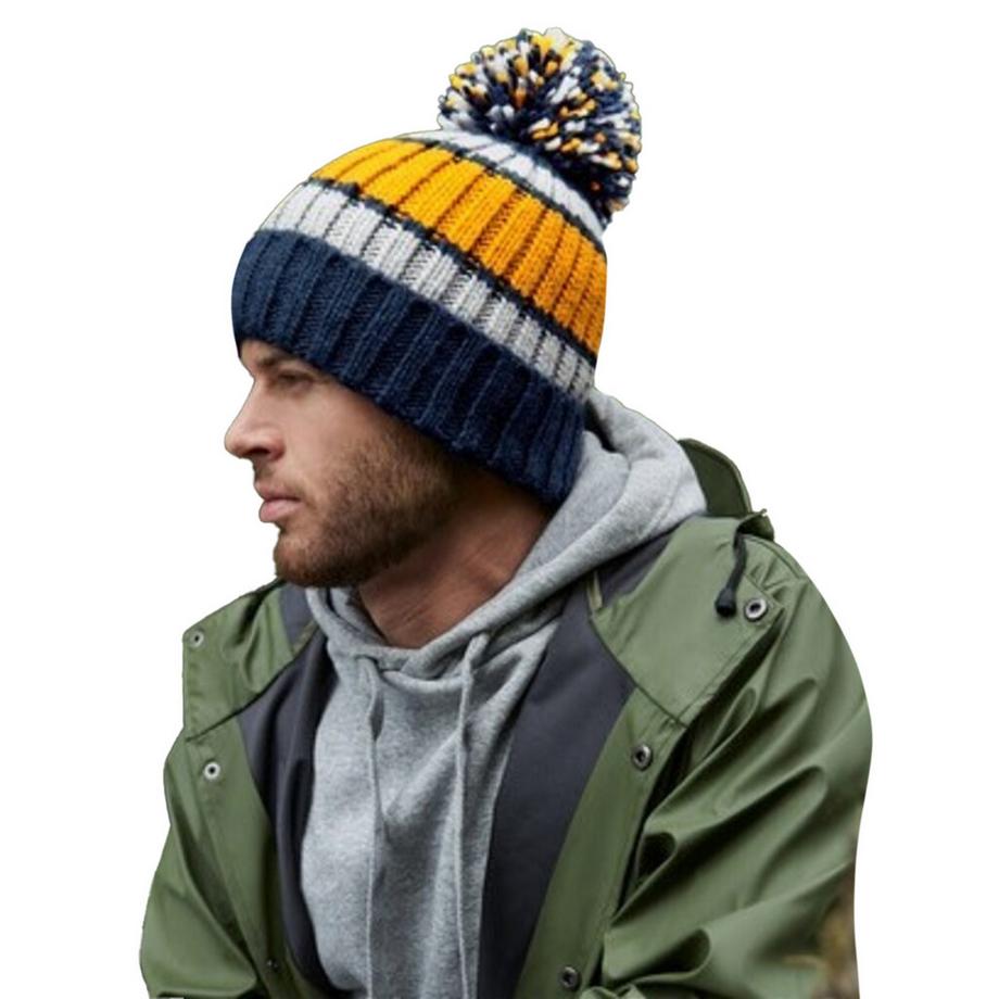 Beechfield Hygge Bonnet Rayé avec Pompon  