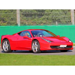 Smartbox  1 tour en Ferrari 458 Italia sur le circuit de Hockenheimring - Coffret Cadeau 