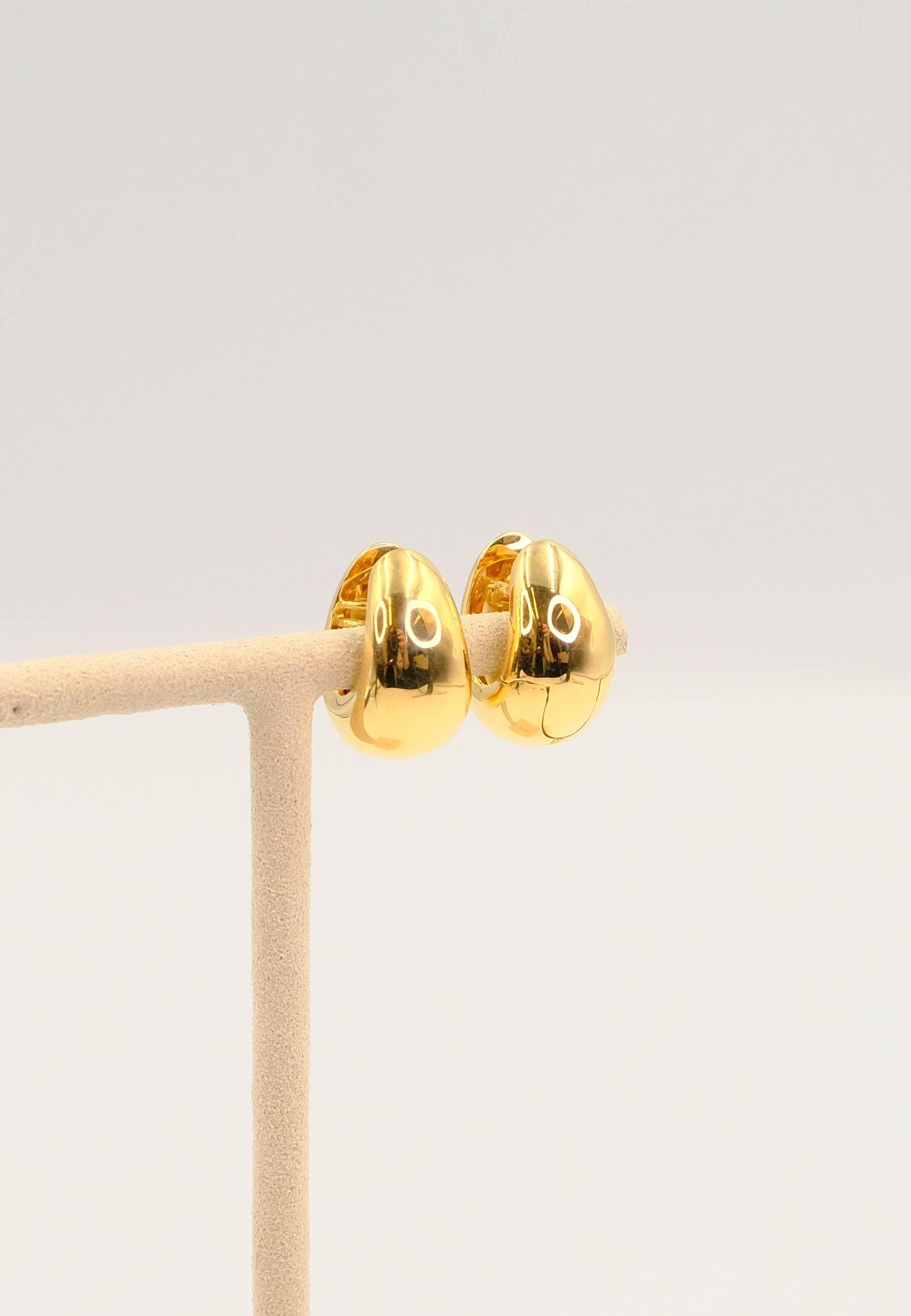 MUAU Schmuck  Creolen Gelbgold 750 Scharnier bombiert 19x15mm 