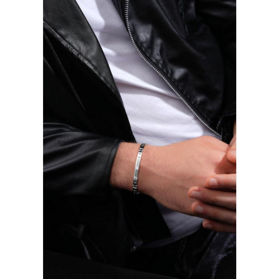 Police  Armband Bond 