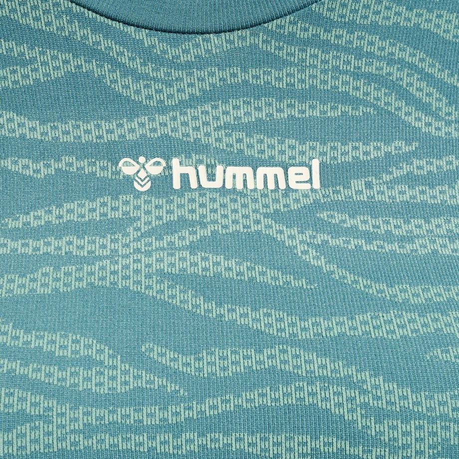 Hummel Saga Crop T-Shirt  