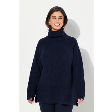 Maglione a costine con collo dolcevita, maniche lunghe e materiale riciclato