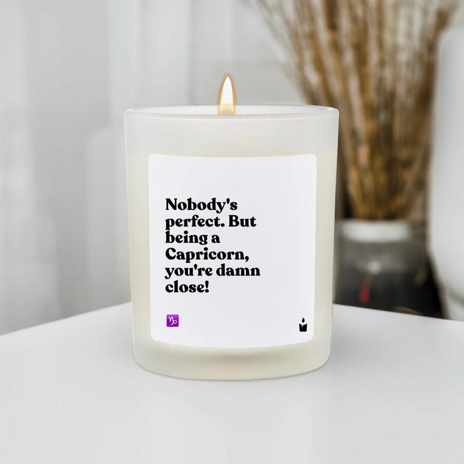 CandleHand Bougie parfumée Woody Nobody's perfect. But being a Capricorn, you're damn close!  