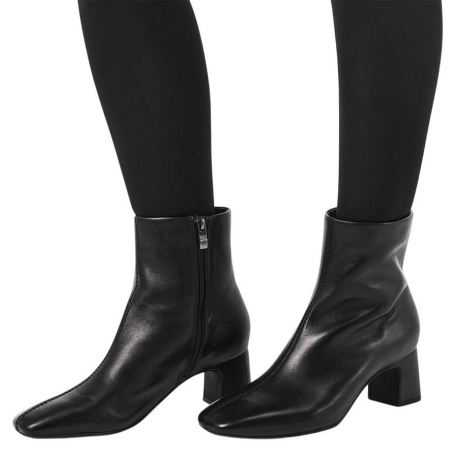 Clarks Fernie Leder Stiefeletten mit Seitlichem Reißverschluss  