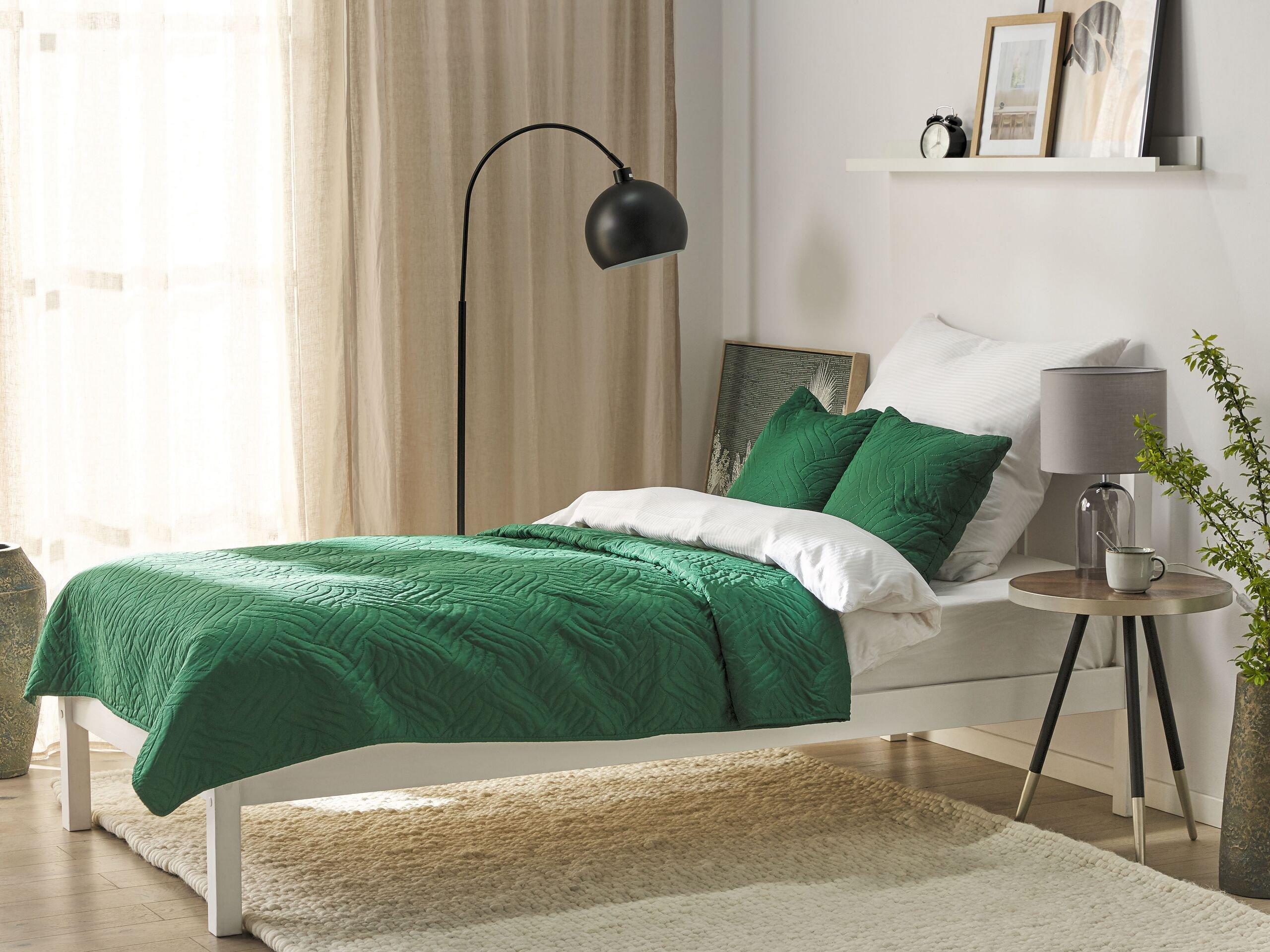 Beliani Couvre-lits avec coussins en Polyester BABAK  