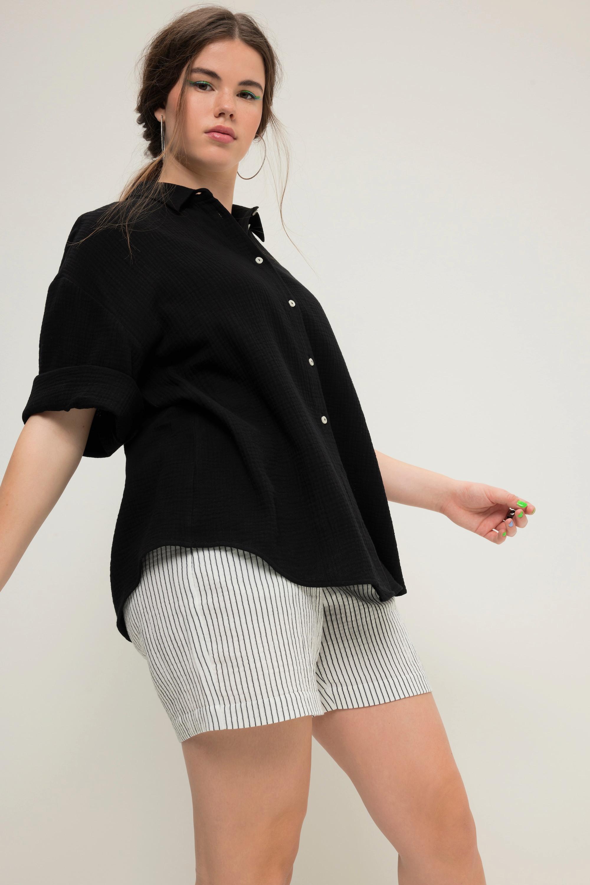 Studio Untold  Blusa dal taglio oversize in mussola con collo da camicia e mezze maniche 