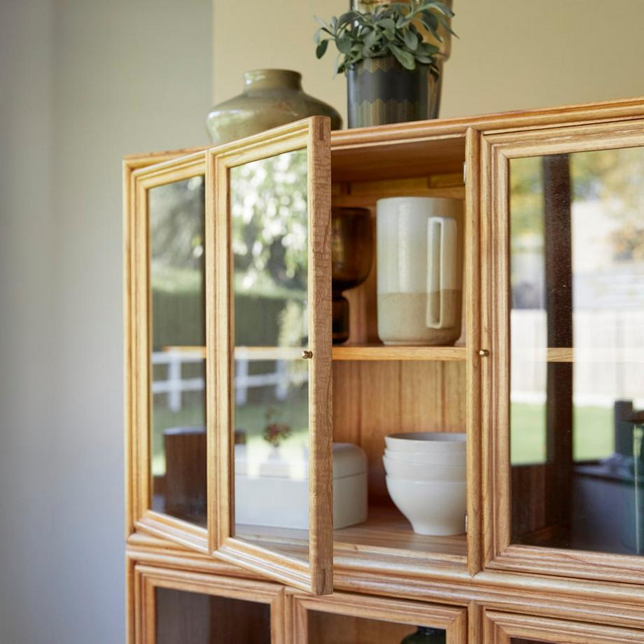 Tikamoon Doppelvitrinenschrank aus Mindi Alex  